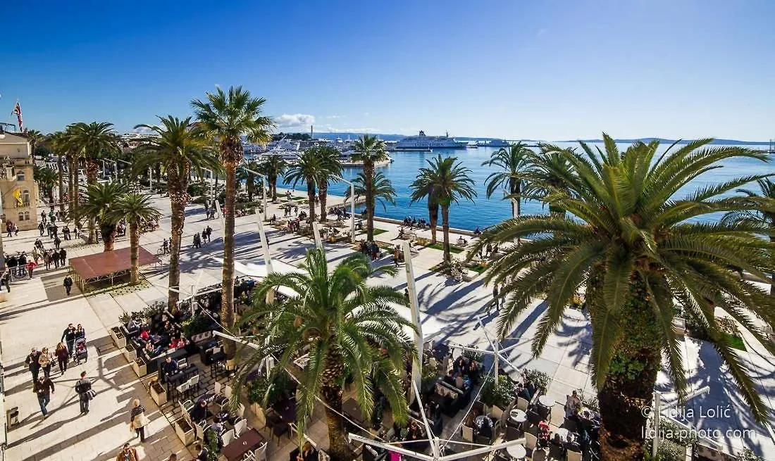 4-Star, Terrace 16M2 & Seaview,4Min Walk To Beach, 2 Private Parking Spaces Kaštela 0*,